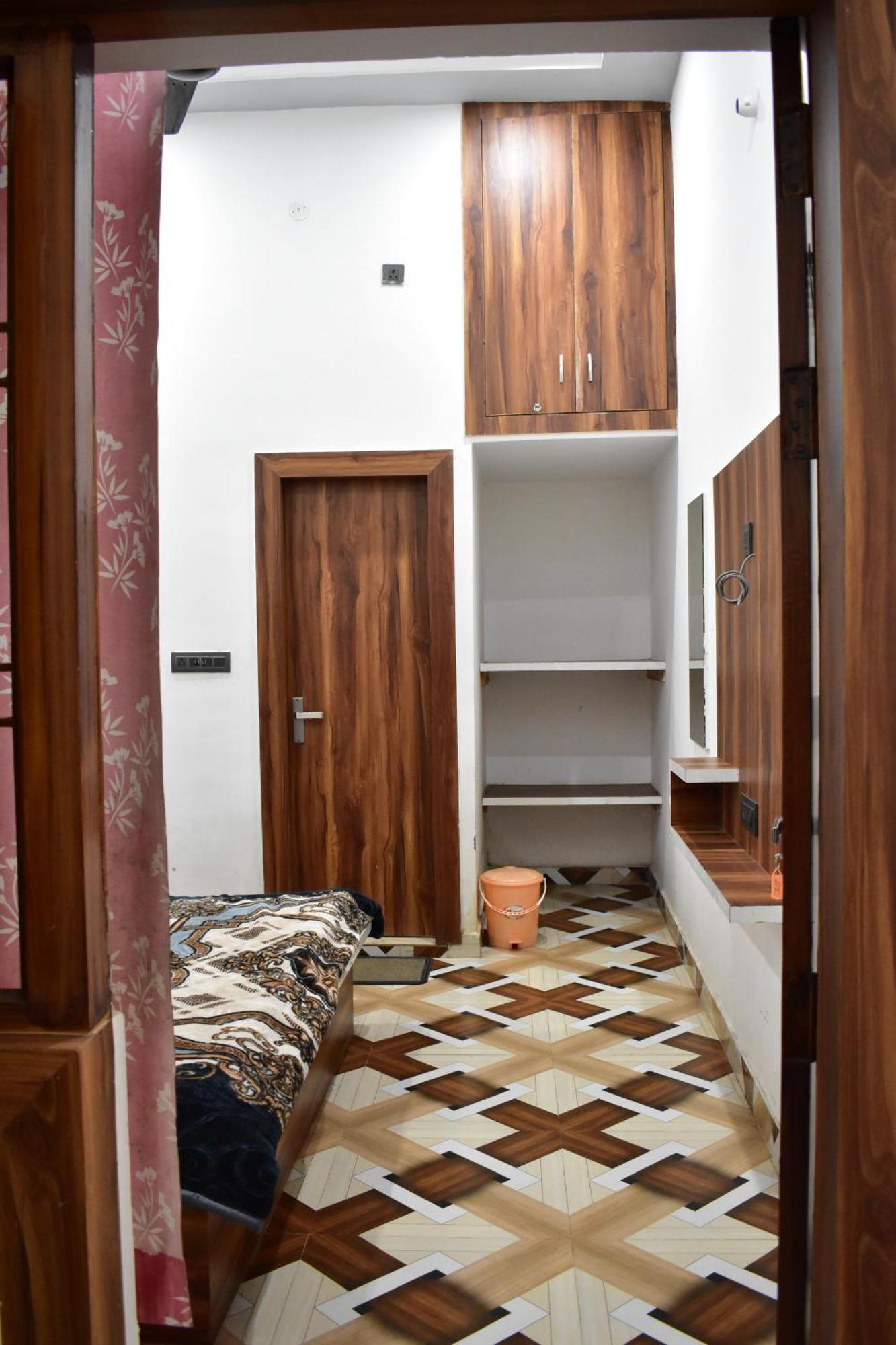 Hotel Rudra Residency Near Railway Station Mathura Exterior foto